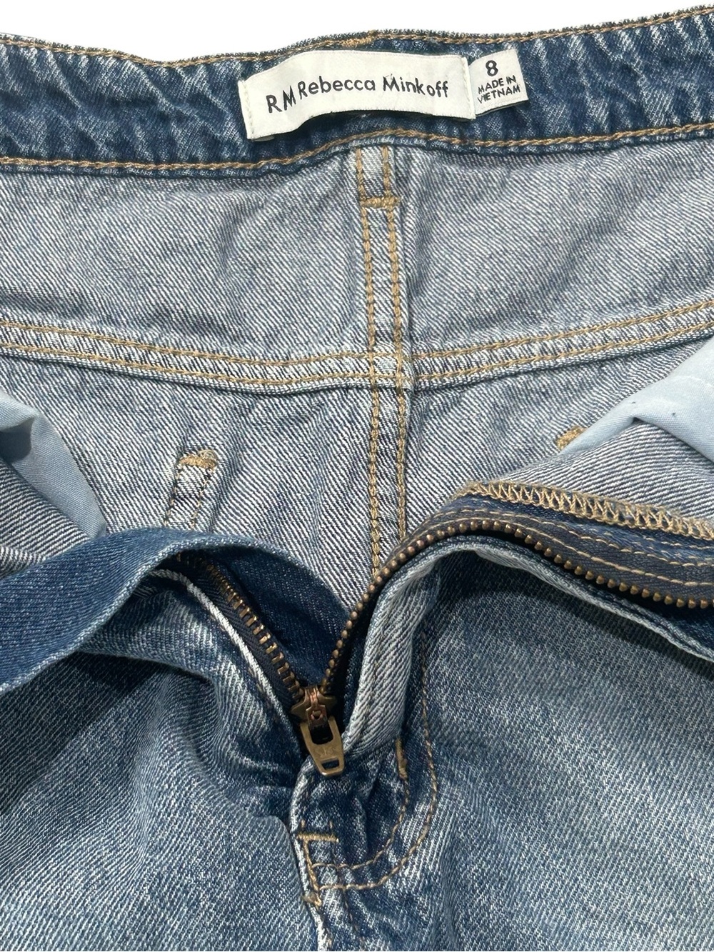 Rebecca Minkoff Raw Hem Denim Skirt Size 8 Light Wash Mini Length Cotton Jean - Picture 6 of 12